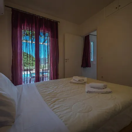 Guest house Palataki Villas